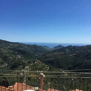https://appartamento-madame-carla.hotelitalianriviera.com